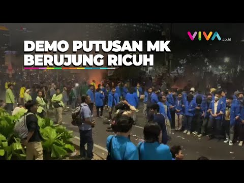 Demo Berlangsung Ricuh Hingga Bakar Ban, Belasan Orang Diamankan