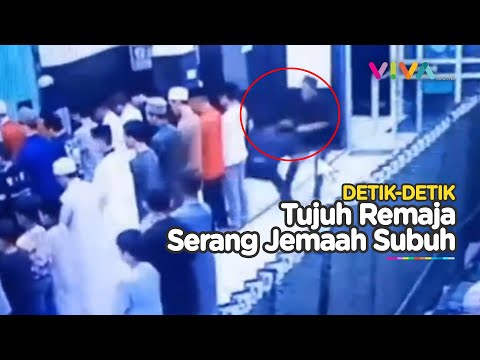 Sekelompok Pemuda Terobos Masuk Masjid, Ancam Jemaah Salat Subuh Pakai Sajam