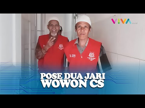 Sidang Tuntutan Mati Ditunda, Wowon Cs Pose Dua Jari