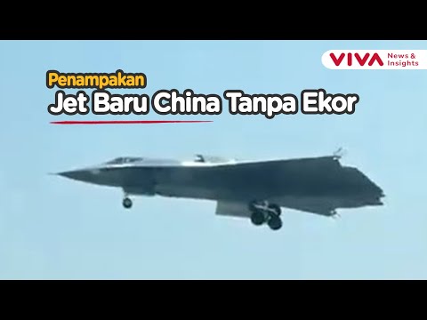 Detik-detik Jet Terbaru China Tetangkap Kamera Saat Melintas