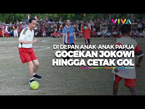 Keseruan Presiden Jokowi Sparring Main Bola Bareng Anak anak Papua