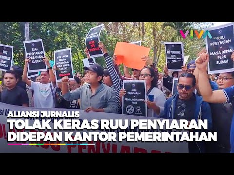 Bali Panas, Aliansi Jurnalis Geruduk Kantor Pemerintahan