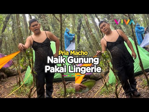 Agak Laen! Hujan-Hujanan Pakai Lingerie Saat Naik Gunung