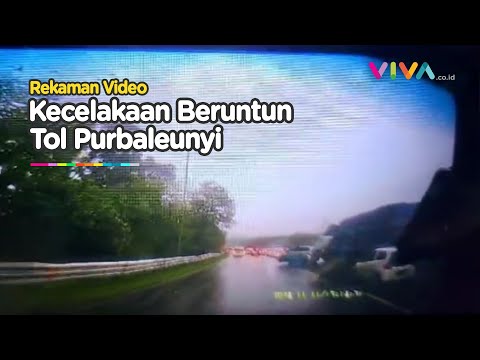 DETIK-DETIK Kecelakaan Beruntun di Tol Purbaleunyi KM 92