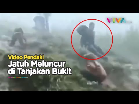 DETIK-DETIK Pendaki Jatuh dari Atas Bukit Saat Hujan Deras