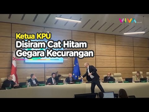 Parlemen Panas, Ketua KPU Pusat Disiram Cat Hitam oleh Anggota Dewan