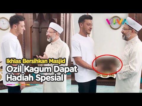 Mesut Ozil Dapatkan Hadiah 'Luar Biasa' Usai Jadi Marbot Masjid
