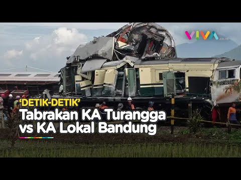 'Detik-detik' KA Turangga vs KA Bandung Raya Adu Banteng