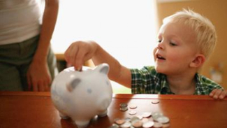 Tips Sederhana Mengajari Anak Menabung