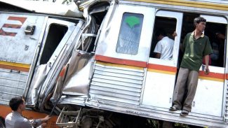 Tugas Masinis Kereta Maksimal Empat Jam