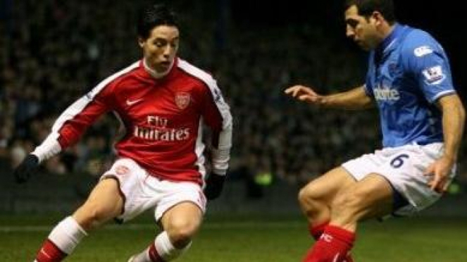 Samir Nasri (kiri)
