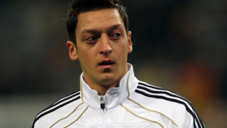 Mesut Ozil Dapatkan Hadiah 'Luar Biasa' Usai Jadi Marbot Masjid di Turki