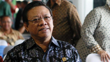 Agung Laksono.