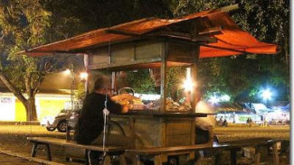 Angkringan Sebagai Ruang Publik