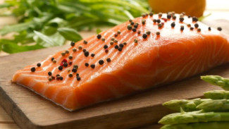 Ada Salmon di Restoran Ayam Siap Saji