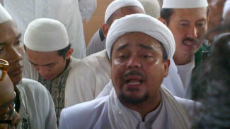 Rizieq: Demo 2 Desember, Aksi Ibadah Gelar Sajadah