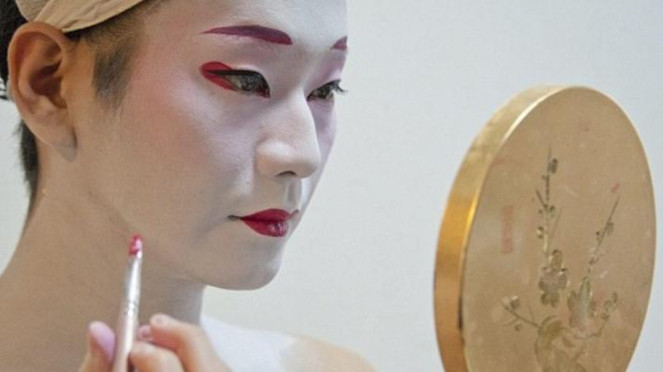 eitaro, pria geisha