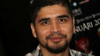 Di Film Ini Rizky Hanggono Sadar Kenapa Ada Dosen Killer