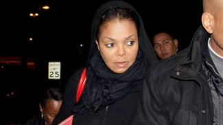 Janet Jackson dan Perceraian Rp6,6 Triliun