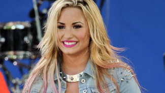 Ngefans, Ahmad Dhani Bakal Boyong Demi Lovato ke Indonesia