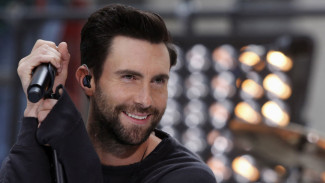 Adam Levine Marah-marah di Twitter, Ada Apa?