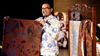 Tujuh Alasan Bangga Pakai Batik