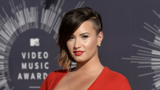 Mengenal Kambuhnya Kecanduan Narkoba, yang Dialami Demi Lovato