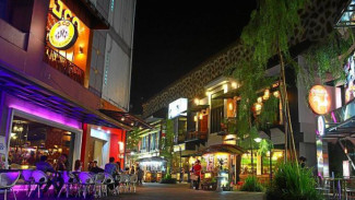 Pusat Belanja Cihampelas, Pusat Suvenir Kota Bandung