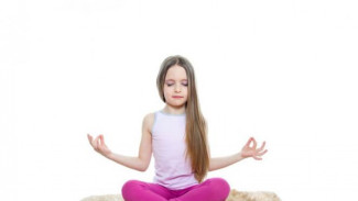 Manfaat Yoga bagi Si Kecil