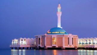 Lima Masjid Menakjubkan Ini Dibangun di Atas Air