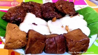 Mencicipi Lezatnya Jadah Tempe Mbah Carik