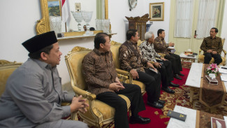 Cabut Revisi UU KPK, Pemerintah dan DPR Harus Duduk Bersama