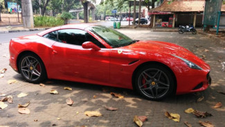 Mobil Ferrari Ini Jadi Buruan Orang Kaya Indonesia