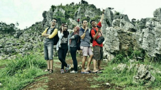 Asyiknya Piknik Bareng ke Stone Garden