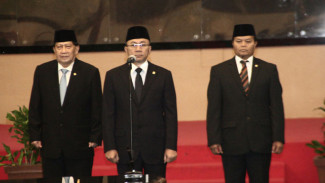 Ketua MPR Ingatkan Tantangan Bangsa kepada 9 Anggota Baru 