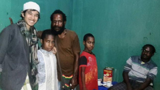 Satu Tungku Tiga Batu, Harmoni Perbedaan di Tanah Papua