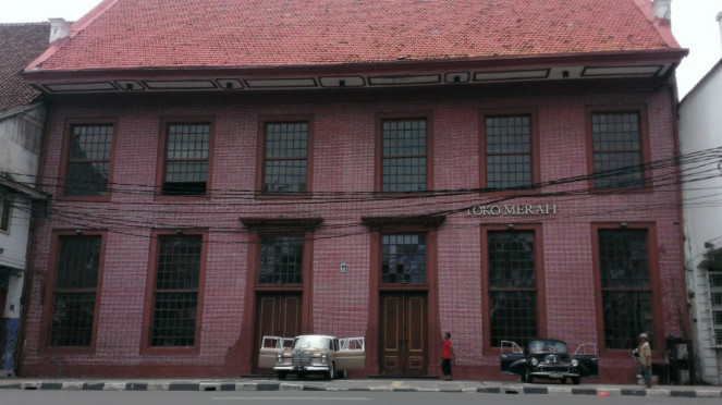 Toko Merah