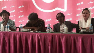 Hasnaeni 'Wanita Emas' Prihatin Ondel-ondel Jadi Pengemis