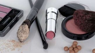 Tips Make Up Cantik Selama Libur Lebaran