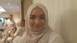 Lima Selebriti Ini Cantik Saat Berhijab