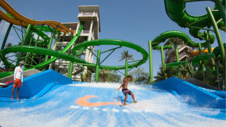 7 Taman Wisata Air Terpopuler di Dunia, Ada Waterboom Bali
