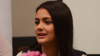 Rahasia Kulit Cantik Amanda Rawless, Sederhana!