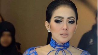 Lagi, Syahrini Pamer Naik Pesawat Pribadi