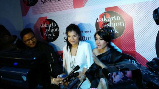 Julia Perez Dibayar Rp100 Juta Jadi Model Terpendek JFW 2017