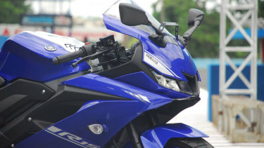 Yamaha R15