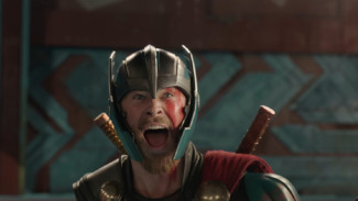 Rahasia Lucunya Chris Hemsworth di Thor: Ragnarok