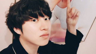 Usai Konfirmasi Pacari Momo TWICE, Heechul Rehat dari YouTube