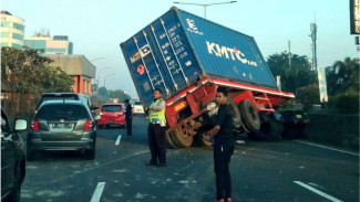 Tabrakan Beruntun di Tol Tangerang-Merak, 8 Luka-Luka