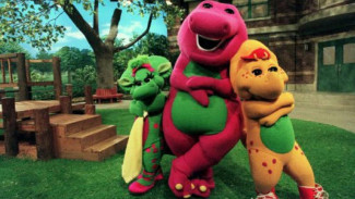 Terungkap, Pria di Balik Kostum Barney Selama 10 Tahun
