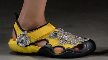Sepatu Crocs